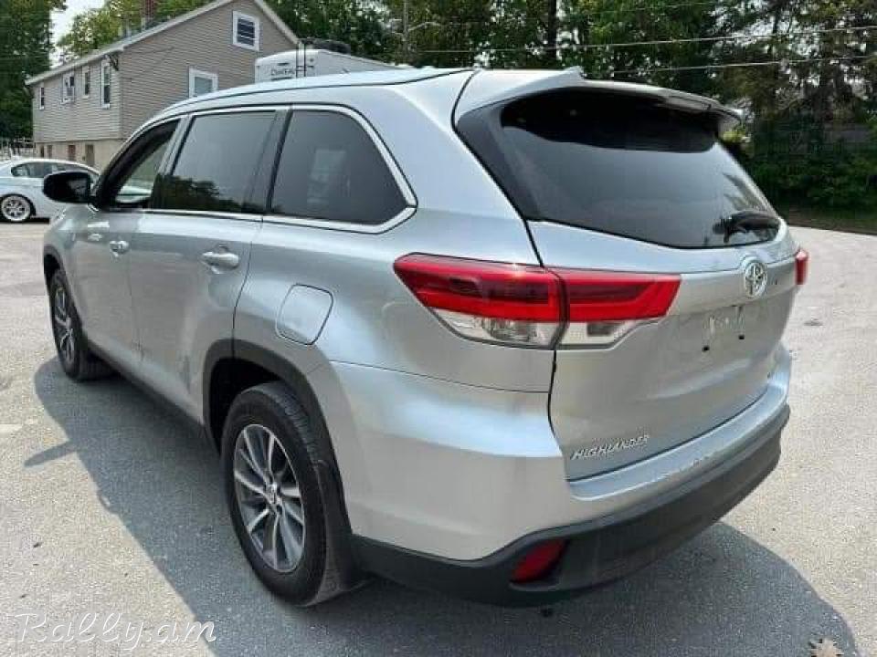 Toyota higlander