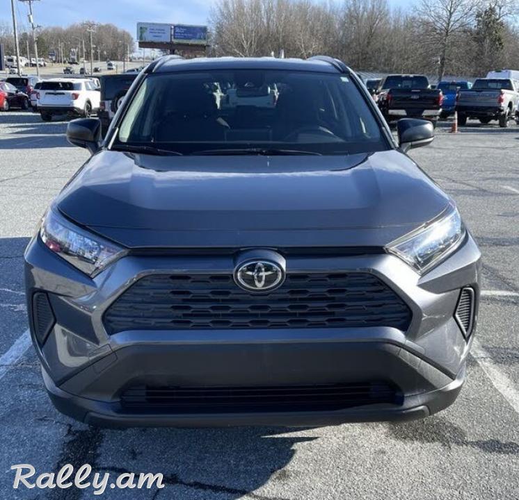 2019 Toyota RAV4 LE FWD