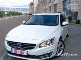 2018 VOLVO S 60 