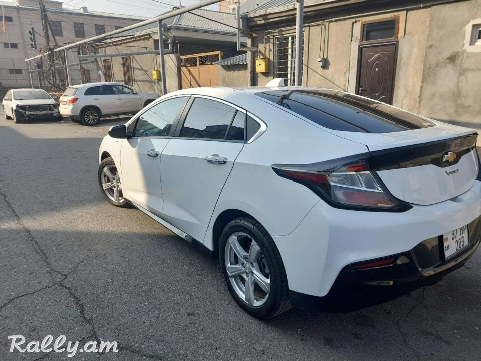 Chevrolet volt 