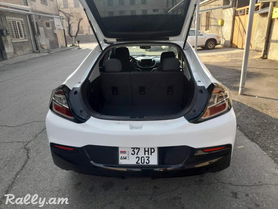 Chevrolet volt 