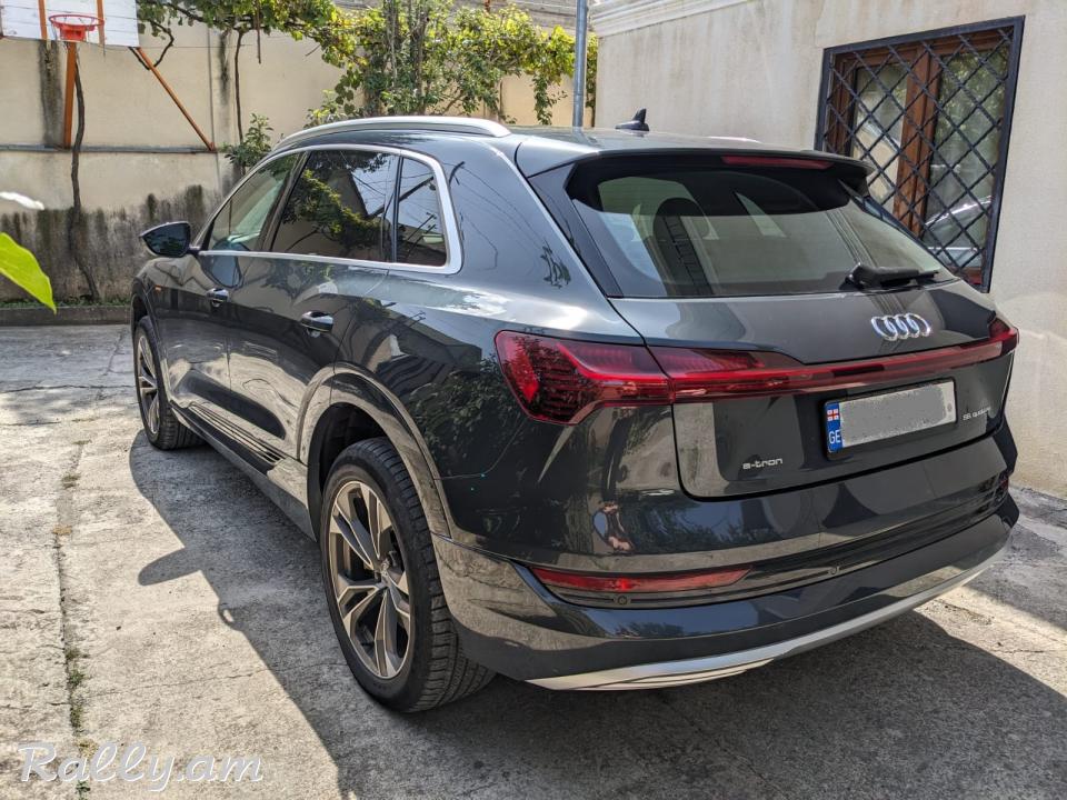 AUDI E-TRON Електрически 