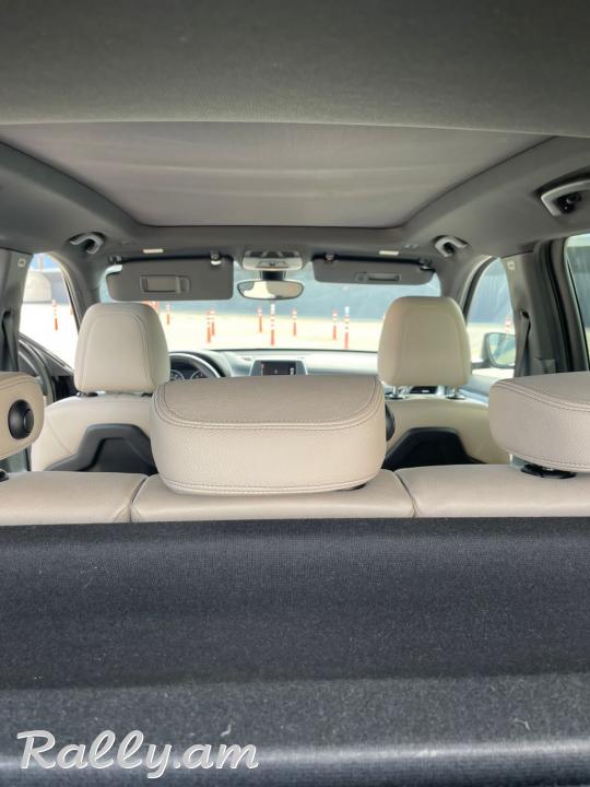 Продаю BMW X1 