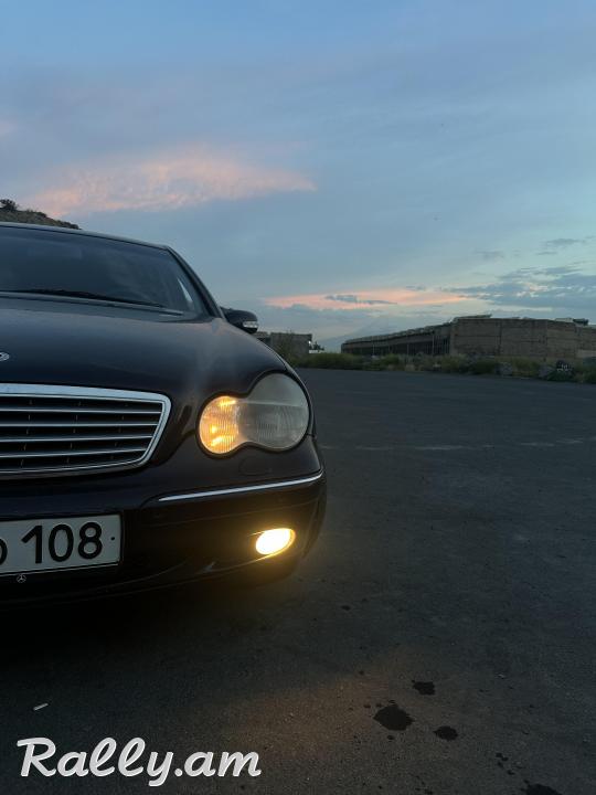 2001 W203 C240  2.6 