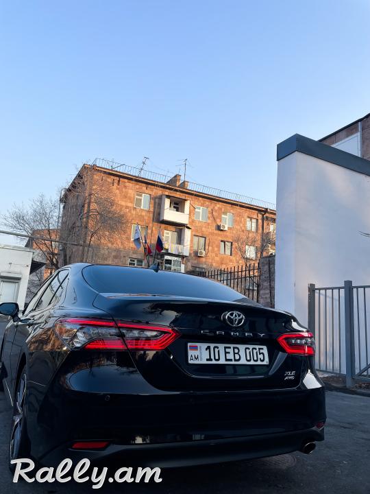 Camry XLE FULL