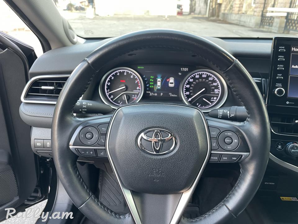 Camry XLE FULL