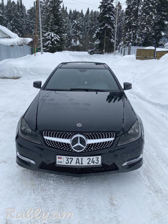 Mersedes-Benz