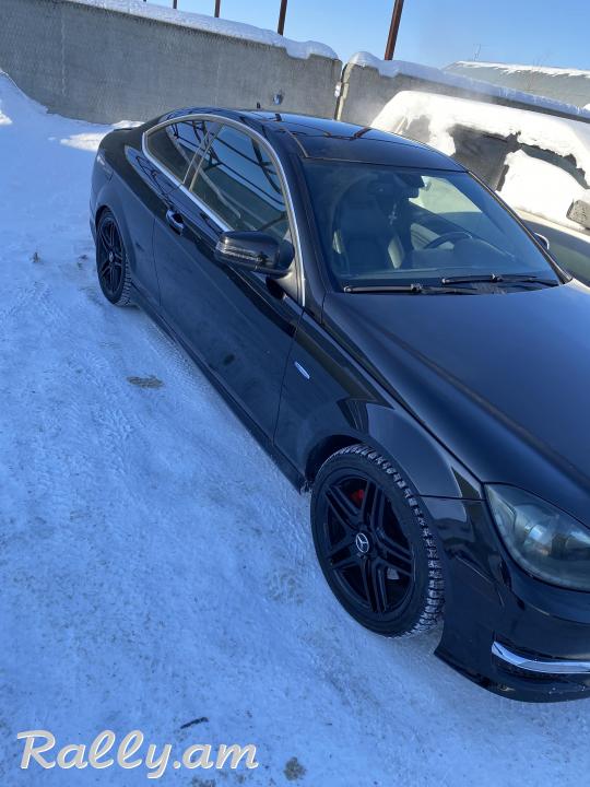 Mersedes-Benz