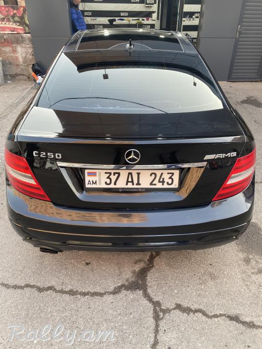 Mersedes-Benz