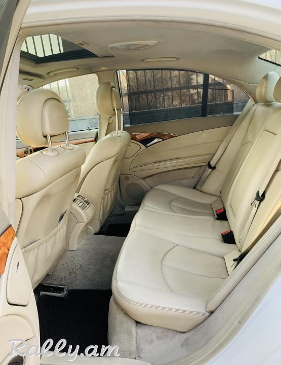 W211 E320 2004t. 098-342-341