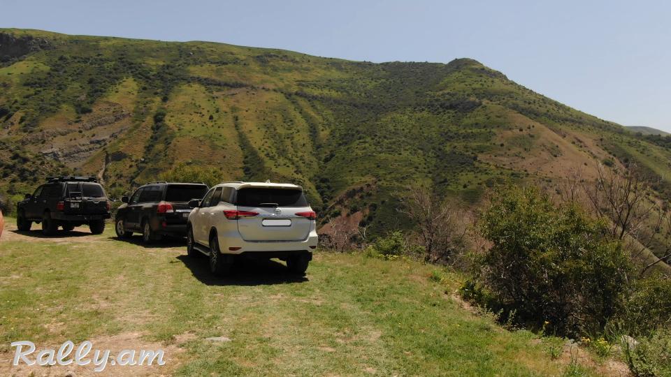 Аренда автомобиля в Армении Ереван Car rental in Armenia Yerevan