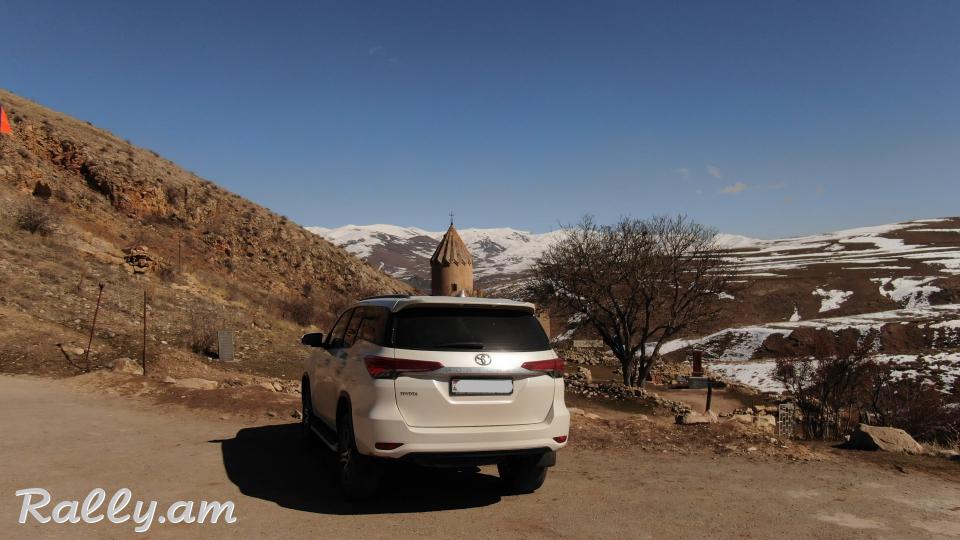 Аренда автомобиля в Армении Ереван Car rental in Armenia Yerevan