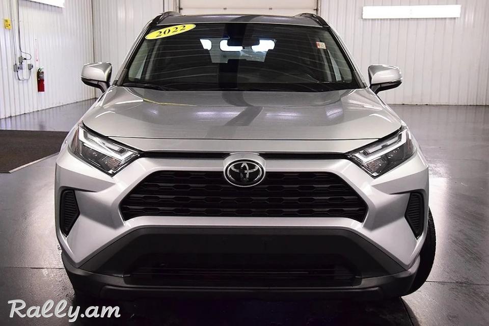 BUY CLEAN USED 2022 Toyota RAV4 XLE Full Option