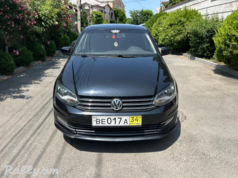 VOLKSWADEN POLO