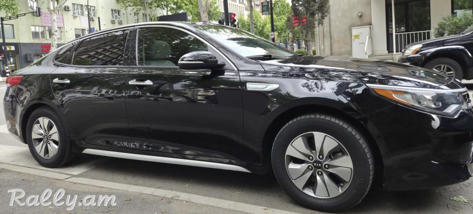 Продаётся Kia Optima Hibrid