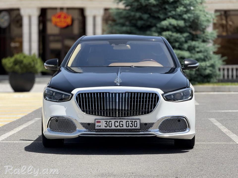 Mercedes-Benz S-Class (W221), ձևափոխված Maybach W223-ի
