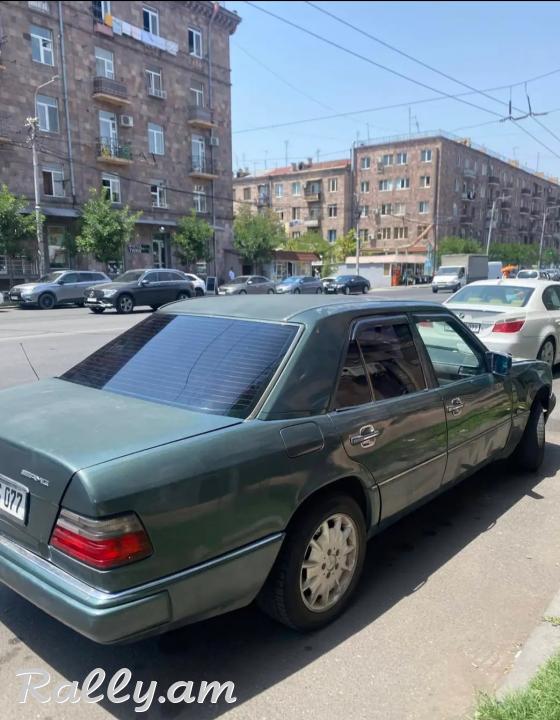 Վաճառվում է Mercedes Benz W124 1994թ 2.8լ 