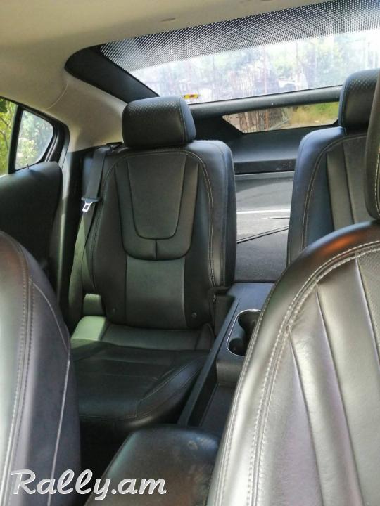  Chevrolet volt 1