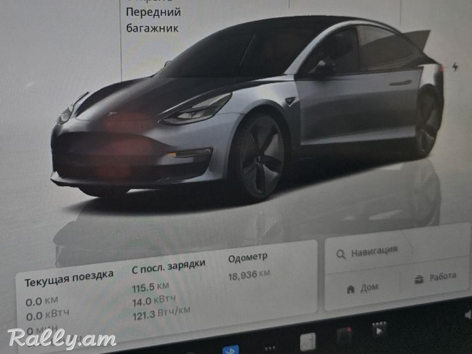 Tesla S