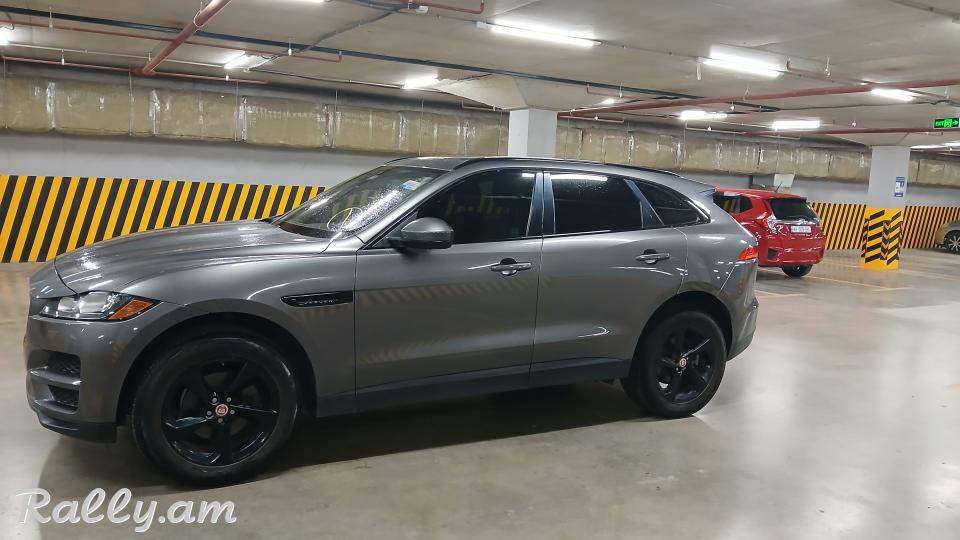 Jague f -pace