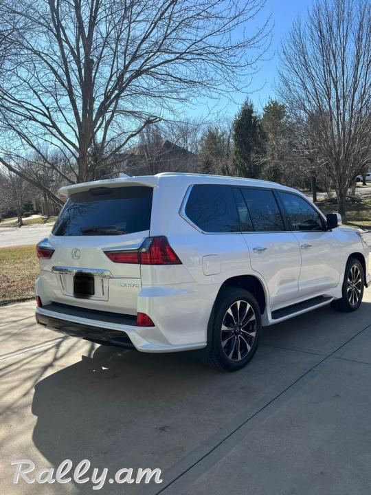 Neatly Used 2021 Lexus LX 570 Three-Row 