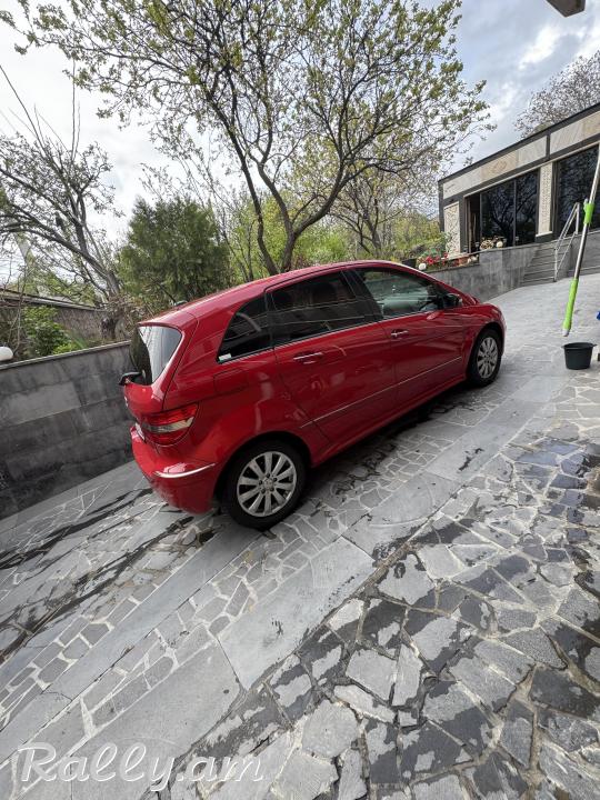 Mercedes Benz B class Շտապ