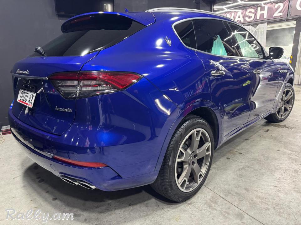 Maserati Levante . 