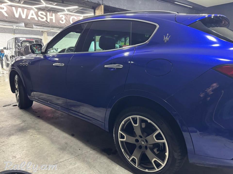 Maserati Levante . 