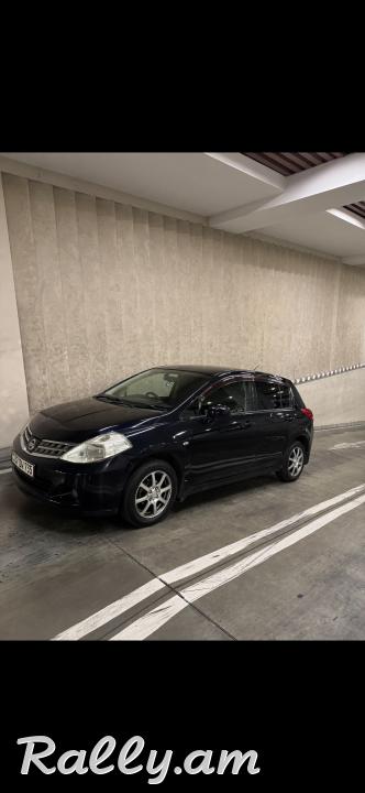 Nissan Tiida 2008