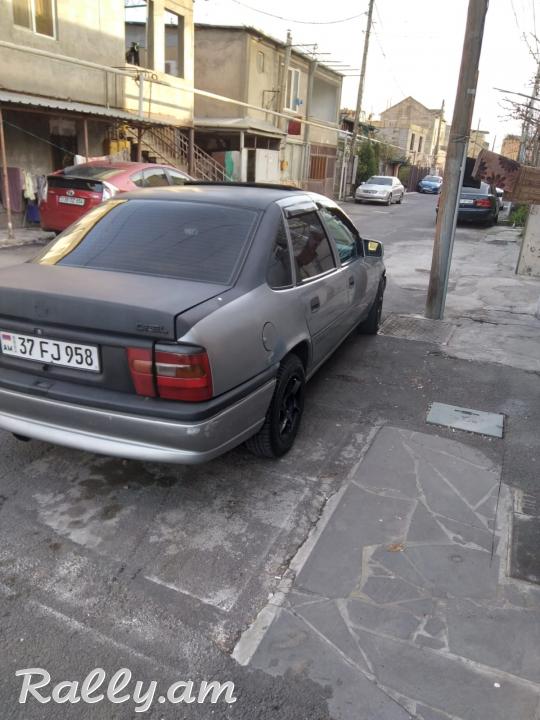 Opel vektra a