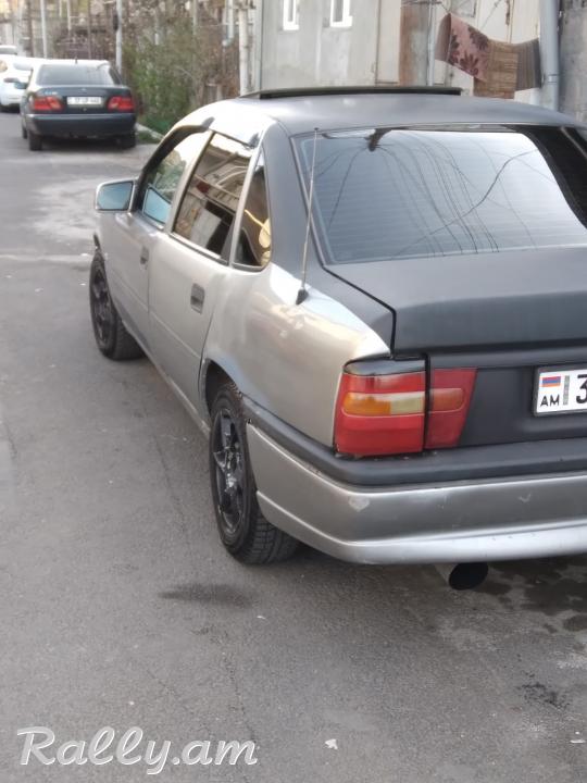 Opel vektra a