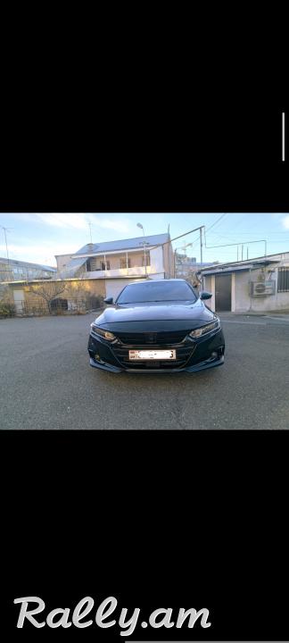 Honda Accord 10 LX 