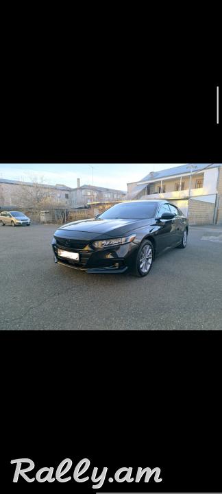 Honda Accord 10 LX 