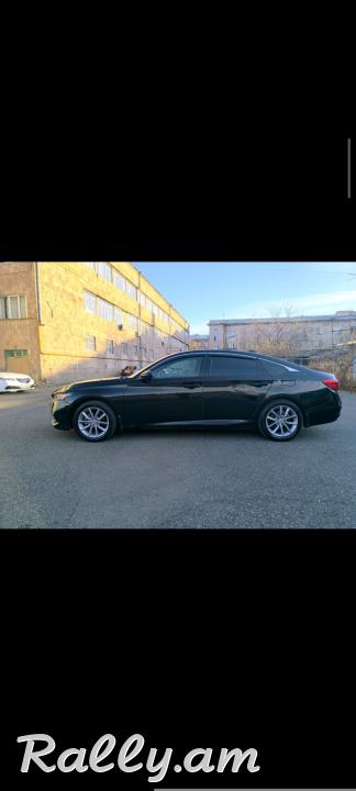 Honda Accord 10 LX 