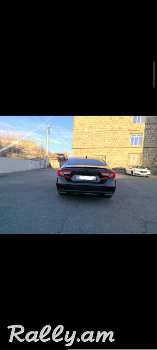 Honda Accord 10 LX 