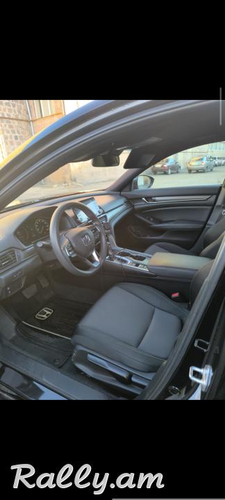 Honda Accord 10 LX 