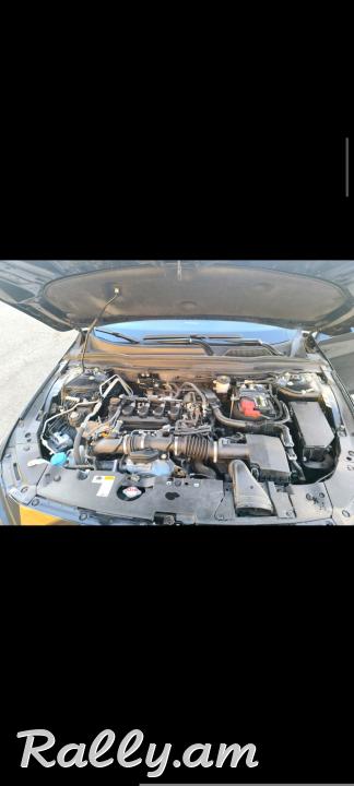 Honda Accord 10 LX 