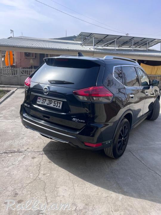 Nissan Rogue