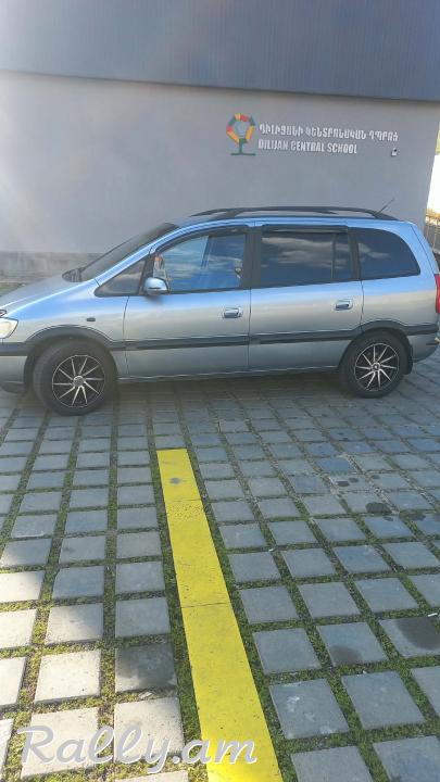 Opel zafira shtap vacharq