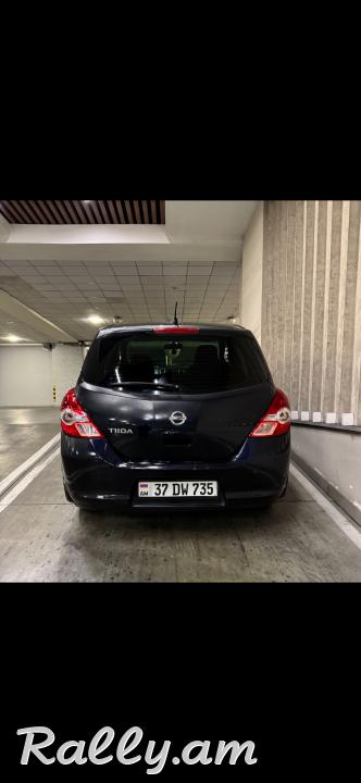 Nissan Tiida 2008