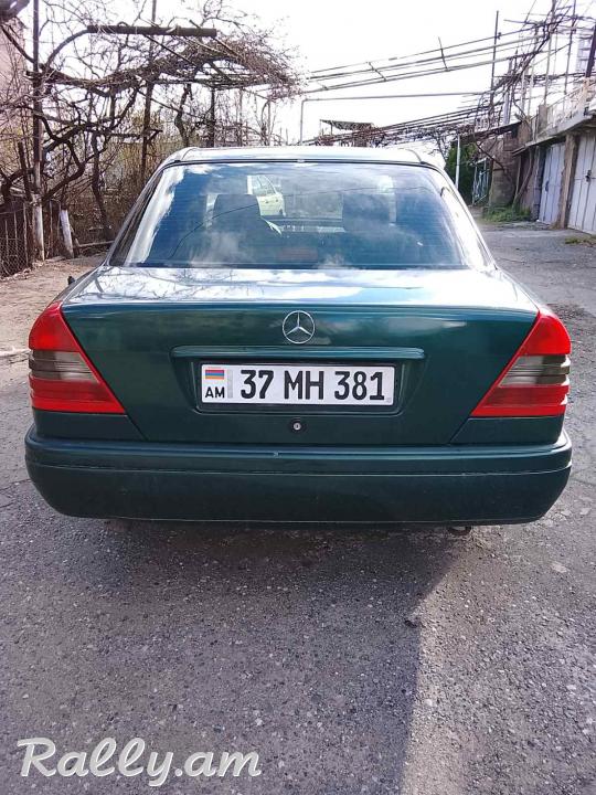 Մերսեդես Բենզ c-klass