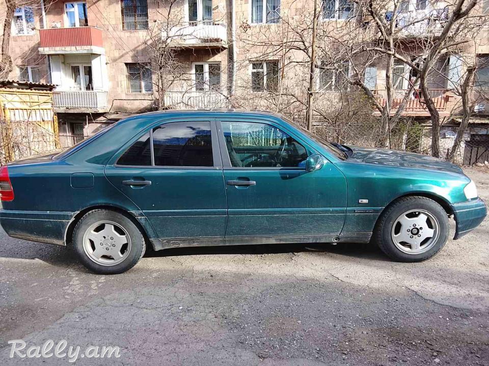 Մերսեդես Բենզ c-klass
