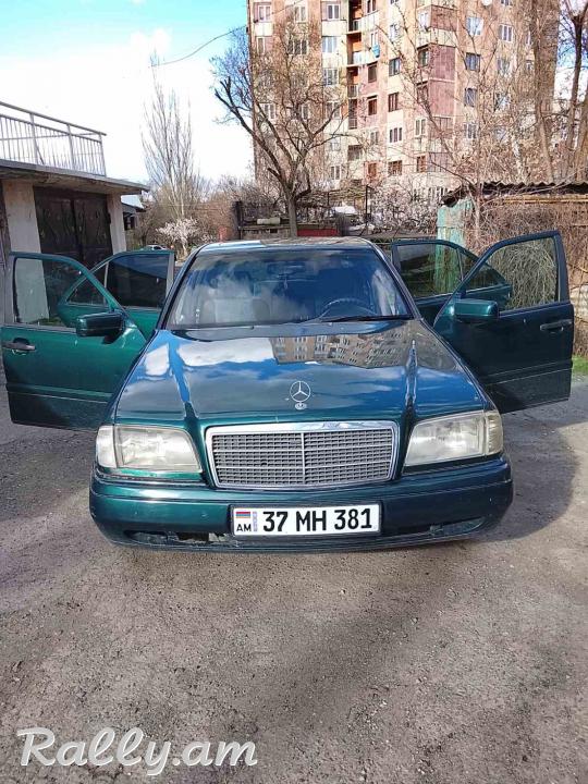 Մերսեդես Բենզ c-klass