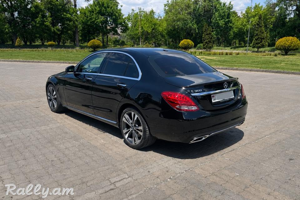 Mercedes-Benz C300 (W205) 
