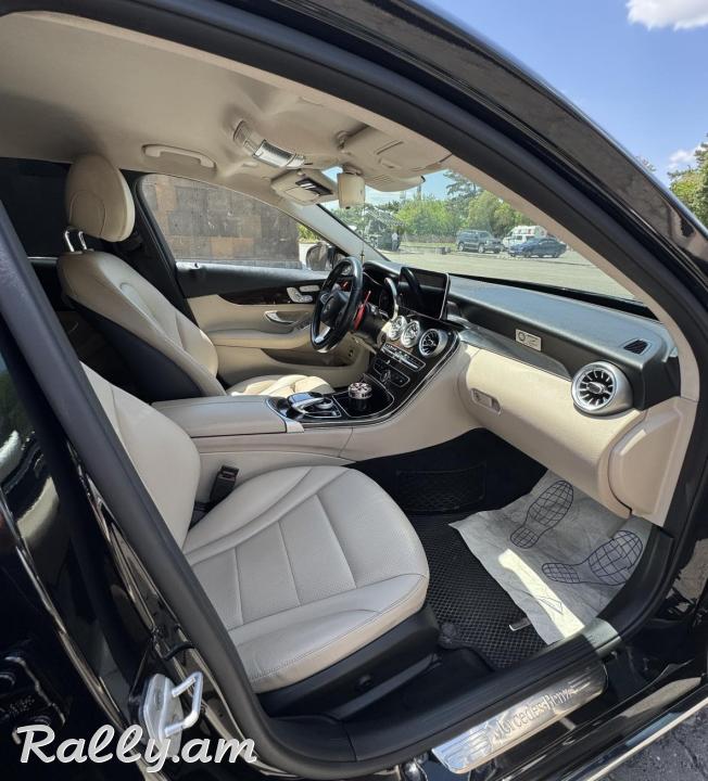 Mercedes-Benz C300 (W205) 