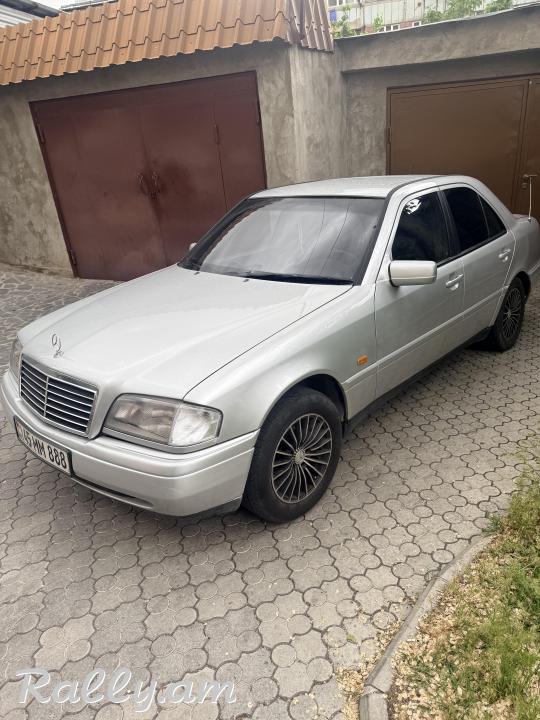 Mercedes Benz c180