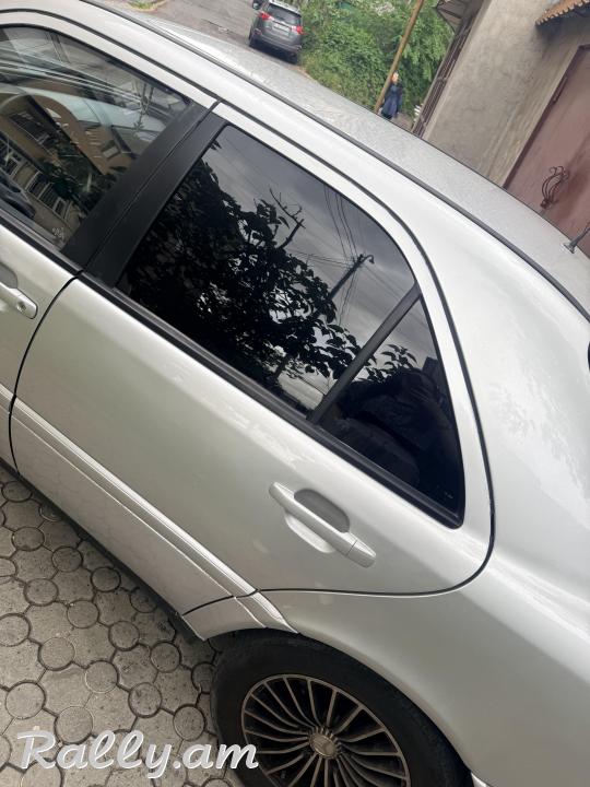 Mercedes Benz c180