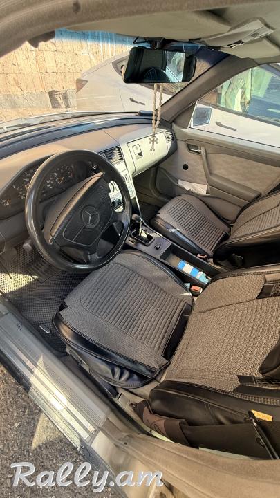 Mercedes Benz c180
