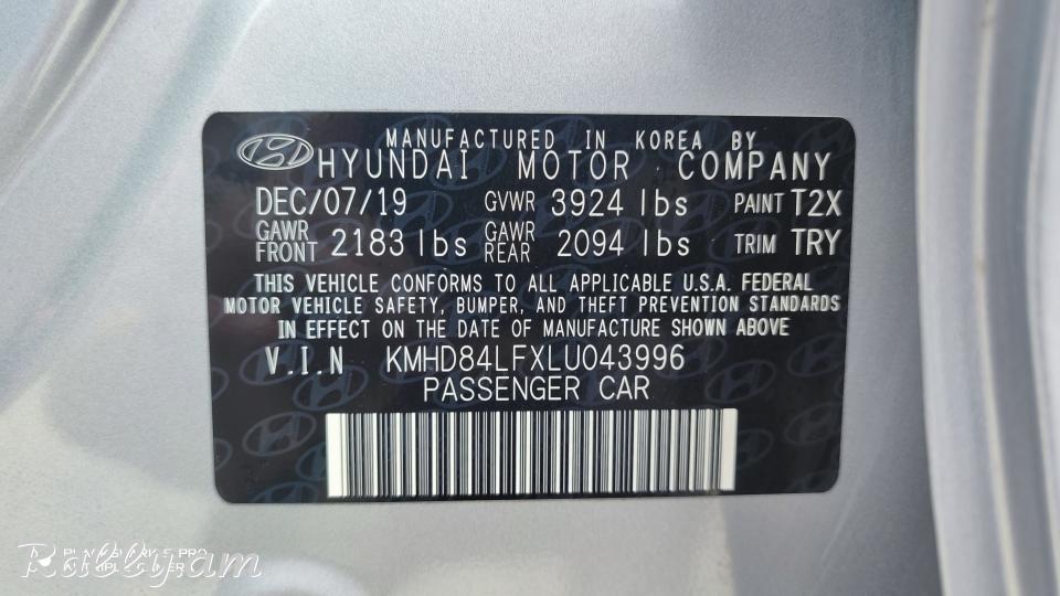 HYUNDAI ELANTRA SEL