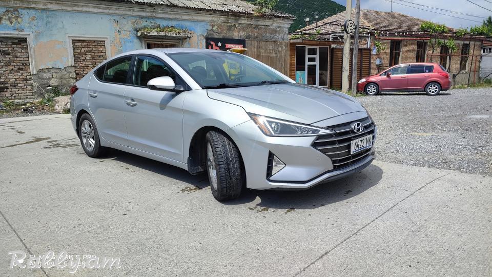 HYUNDAI ELANTRA SEL